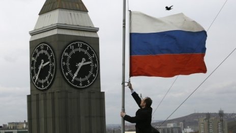 Руските власти се опитват да внесат успокоение след данните за забавяне на икономиката