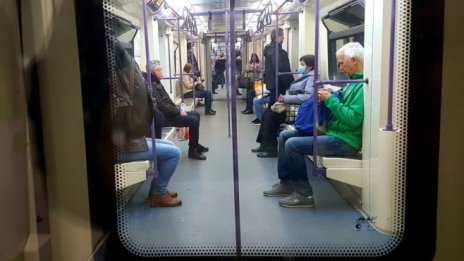 Столичното метро пуска допълнителни влакове