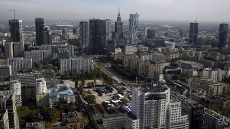 Американска и британска банка отправят поглед към Полша за новите си офиси