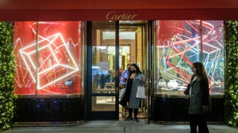 Richemont и Burberry подсказват, че пазарът на луксозни стоки отново расте