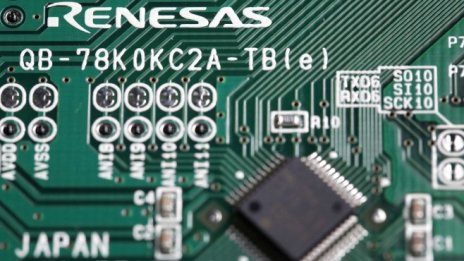 Renesas увеличава производствения си капацитет в битка срещу дефицита на чипове