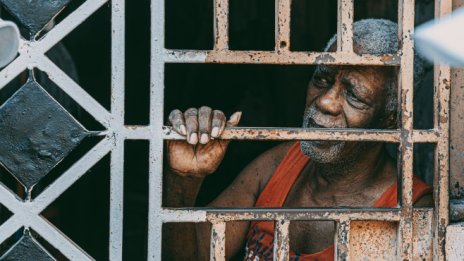 Лондон: Нека затворниците работят!