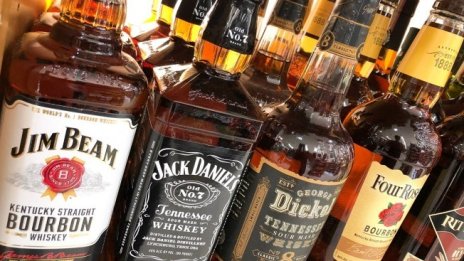 Търговската война и Brexit могат да вдигнат цената на алкохола с 10 лв. на бутилка