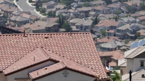 Продажбите на нови жилища в САЩ отбелязват рязък спад през юли