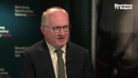 Филип Лейн: Напрежението около банките отслабва