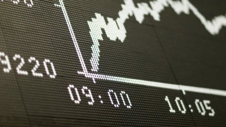 Решението на Фед и напрежението около Италия и Brexit оставиха на червено европейските борси