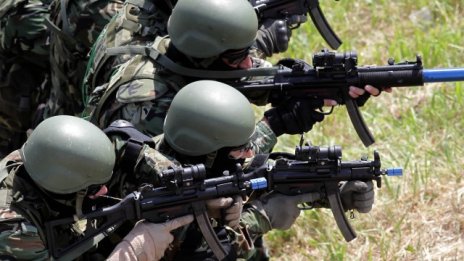 Патриотичният фронт внесе законопроект за връщане на задължителната казарма