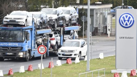 Над 272 000 германци се включиха в колективния иск срещу VW заради Дизелгейт