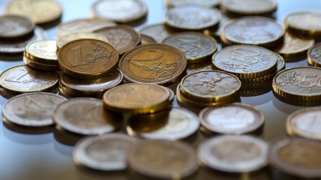 Могат ли българите да дадат отговора готови ли сме за еврото през 2026 г.?