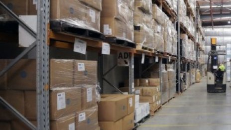 Инвеститорите се завръщат мощно на пазара на складови площи в света