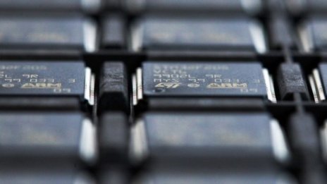 Кризата с чиповете помага на скритите бижута във веригите на доставка да блеснат