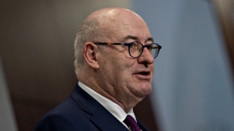 Мерките срещу COVID-19 струваха поста на еврокомисаря по търговията