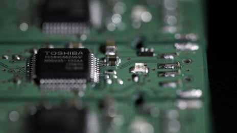 Отделеното звено за чипове за памет на Toshiba планира IPO 