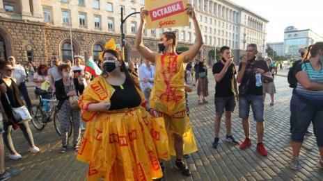 Какъв хумор се ражда в извънредно положение?