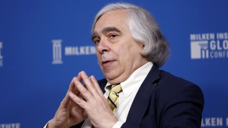 Какво се случва със санкциите към руския уран?