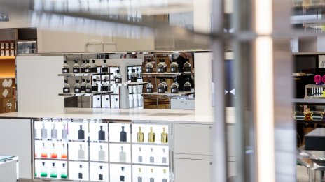 Собственикът на Gucci продава козметичния си бизнес на L’Oreal за 4 млрд. евро