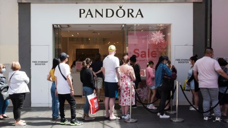 Pandora засилва дейността си с изкуствени диаманти