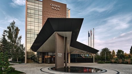 Crowne Plaza Sofia бе отличен със специална награда в конкурса &bdquo;Сграда на годината&ldquo;