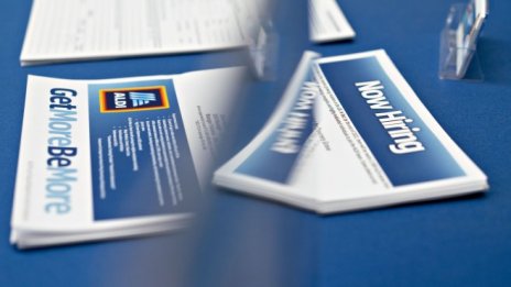 Пазарът на труда в САЩ показва признаци на възстановяване