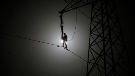 Високите цени заплашват малките търговци на ток в България