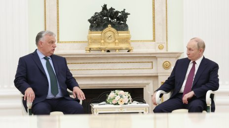 Путин към Орбан: Готов съм да обсъдя нюансите на предложенията за мир