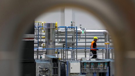 Европа изразходва запасите природен газ с най-бърз темп от 2018 г.