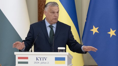 Как Орбан се опитва да си изгради образа на миротворец?