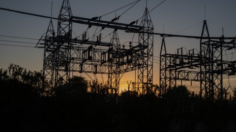 Електроразпределителната мрежа на САЩ устоява на горещините…засега