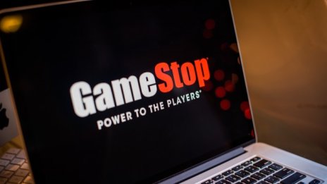 GameStop увеличава загубата си