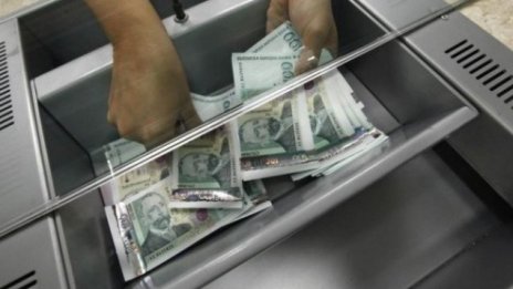 Необслужваните бързи кредити у нас се увеличават с 20% към края на декември