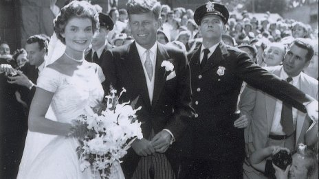 Негативи от сватбата на Кенеди донесоха 34 хил. долара на търг