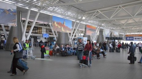 С 13% повече пътници са преминали през Летище София през първото тримесечие
