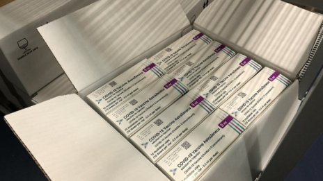 Пристигнаха още над 52 хил. дози от ваксината на AstraZeneca