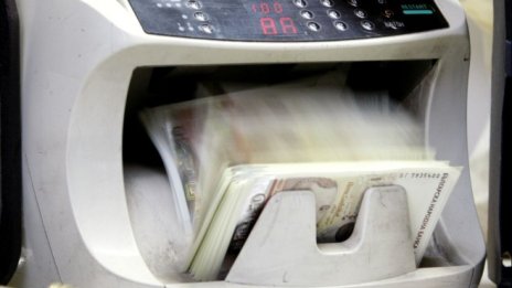 Кабинетът прави нов опит за ограничаване на кешовите разплащания