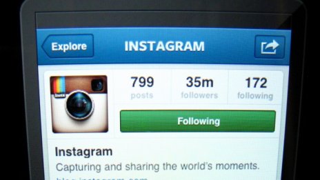 Потребителите на Instagram вече могат да си разменят съобщения