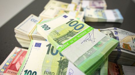 България изтегли 4 млрд. евро нов дълг от външните пазари