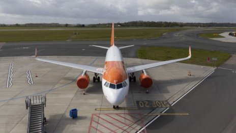 EasyJet се надява на силно лято 