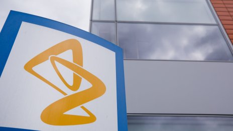 AstraZeneca повиши оценката за годишната си печалба след силни продажби на онколекарства