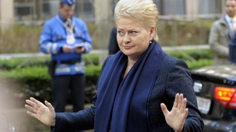 Далия Грибаускайте спечели втори мандат на президентския вот в Литва