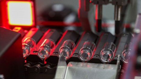 Проф. Кантарджиев: Епидемията затихва, но идват есенните вируси