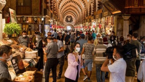 Дестабилизирането на лирата все пак се отплати на турската икономика 