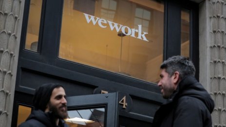 Инвеститорите са скептични: WeWork се препъва преди IPO-то