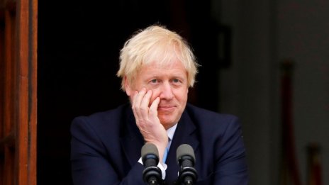 Джонсън праща парламента в Лондон в почивка още от днес 