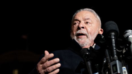 Бразилският президент Лула отива в Китай