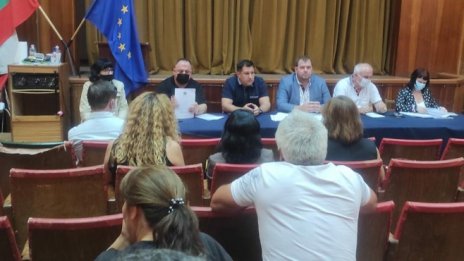 Явор Гечев с апел към земеделските стопани в Пловдивско, засегнати от градушките