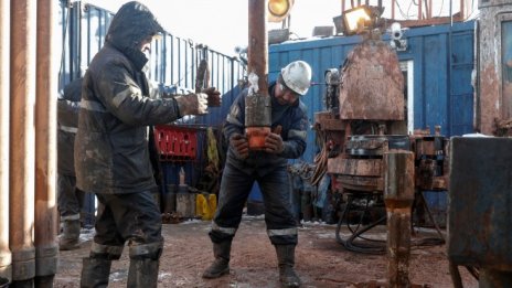 Производството на петрол в Русия се възстановява, след като удари 3-годишно дъно