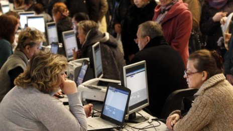 Всеки трети българин с непълно работно време иска да работи повече 