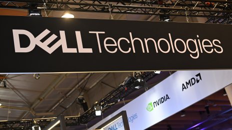 Слабото търсене на компютри накара Dell да свие прогнозата си