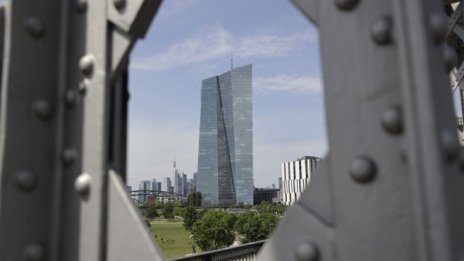 Казакс: Известна волатилност е нормална при покачването на лихвите