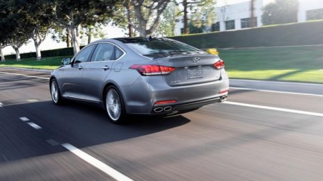 Hyundai се изправя срещу BMW и Mercedes